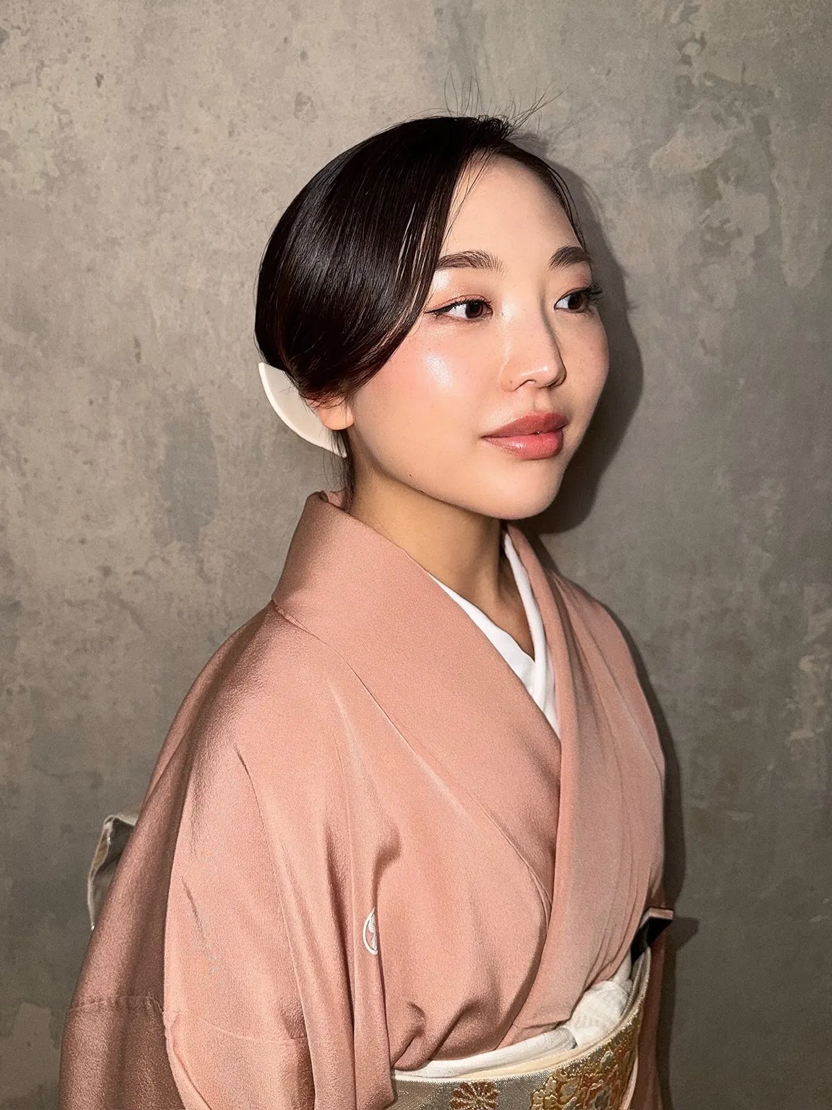 Maria Takeuchi in a pink kimono